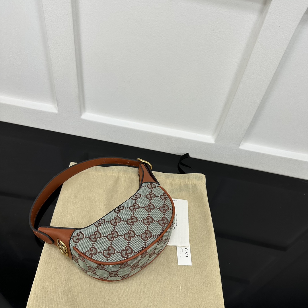 Gucci Hobo Bags